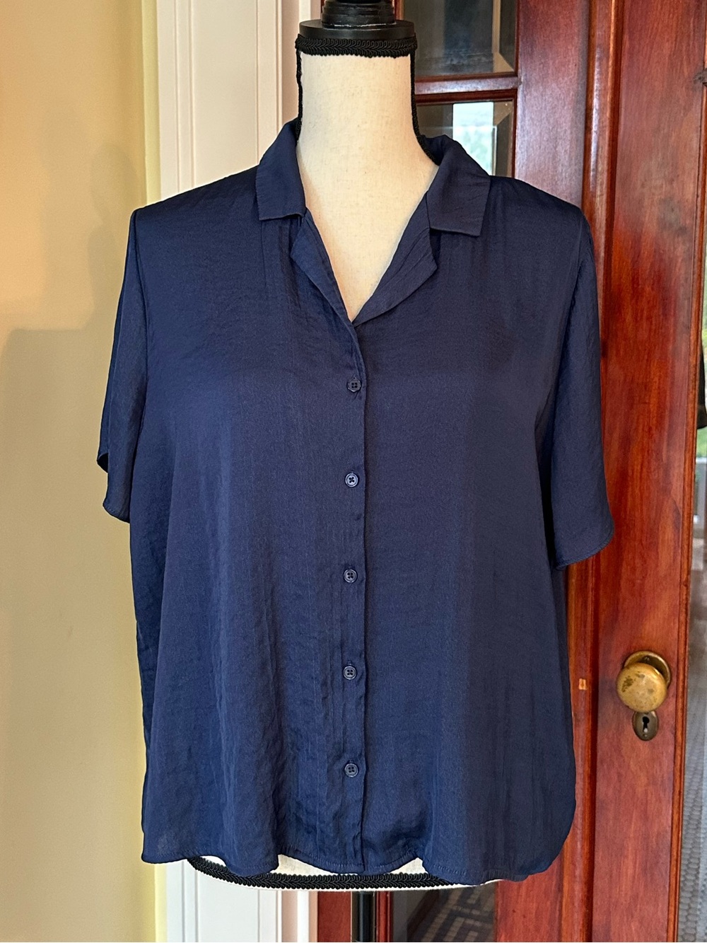 Rachel Roy | Navy Blue Satin Short Sleeve Camp Shirt Blouse, Size L